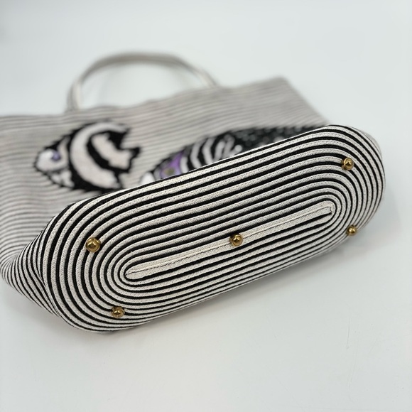 Eric Javits Striped Beaded Tripical Fish Straw Bag - Picture 9 of 10